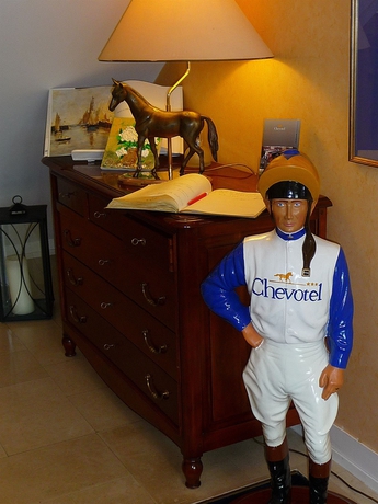 Imagen de los interiores del Hotel Hostellerie De La Hauquerie-chevotel. Foto 7