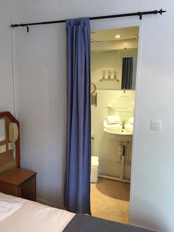 Imagen de la habitación del Hotel Hostellerie De La Source. Foto 15