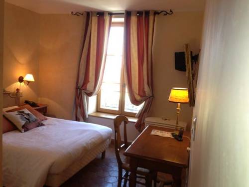 Imagen de la habitación del Hotel Hostellerie De La Tour D'auxois. Foto 8