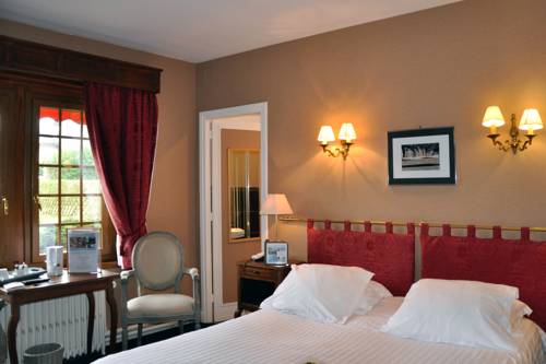 Imagen de la habitación del Hotel Hostellerie De La Vieille Ferme. Foto 12