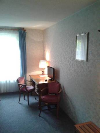 Imagen de la habitación del Hotel Hostellerie De L'&eacute;toile. Foto 15