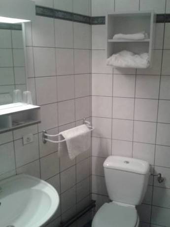 Imagen de la habitación del Hotel Hostellerie De L'&eacute;toile. Foto 16