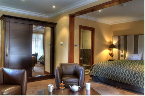 Imagen de la habitación del Hotel Hostellerie Des Ch&acirc;teaux and Spa. Foto 10