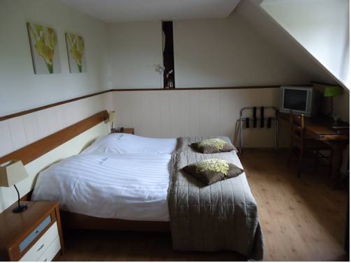 Imagen de la habitación del Hotel Hostellerie Des Tilleuls. Foto 2