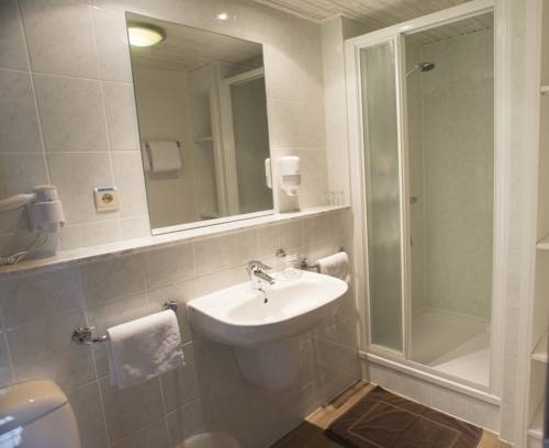 Imagen de la habitación del Hotel Hostellerie D'inzepr&eacute;. Foto 5