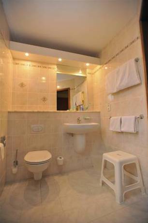 Imagen de la habitación del Hotel Hostellerie D'inzepr&eacute;. Foto 11