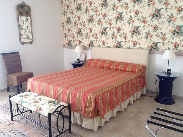 Imagen de la habitación del Hotel Hostellerie Du Bois Guibert. Foto 15