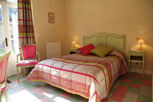 Imagen de la habitación del Hotel Hostellerie Du Ch&acirc;teau Les Muids. Foto 2