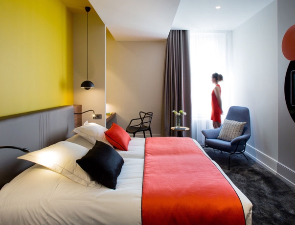 Imagen de la habitación del Hotel Hostellerie Du Chapeau Rouge. Foto 6