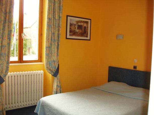 Imagen general del Hotel Hostellerie Du Chateau, Sainte-Sabine. Foto 3