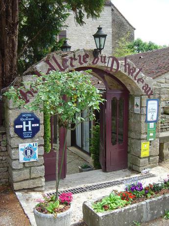 Imagen general del Hotel Hostellerie Du Chateau, Sainte-Sabine. Foto 6