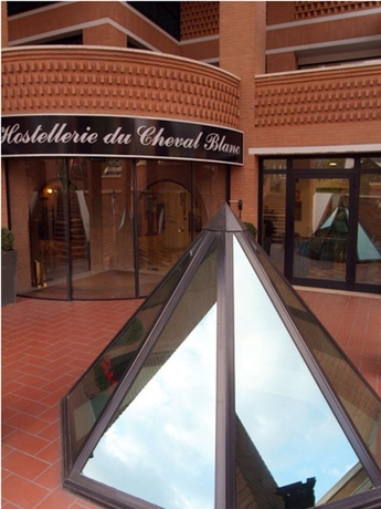 Imagen general del Hotel Hostellerie Du Cheval Blanc. Foto 2