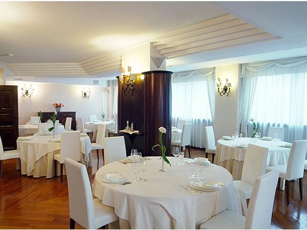 Imagen general del Hotel Hostellerie Du Cheval Blanc. Foto 6