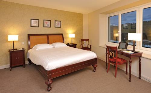 Imagen de la habitación del Hotel Hostellerie Du Forez. Foto 10