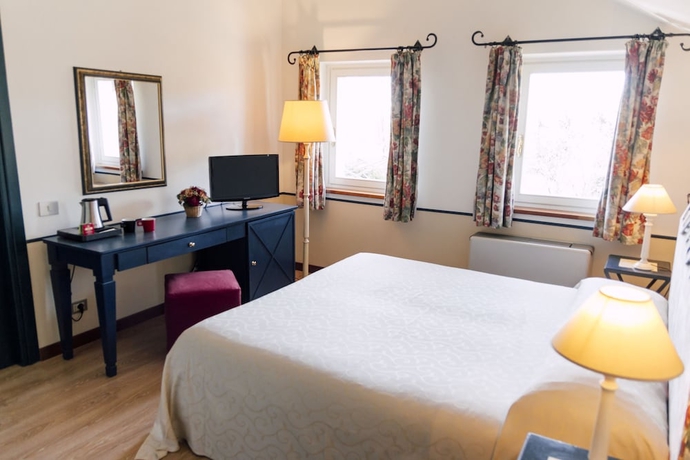 Imagen de la habitación del Hotel Hostellerie Du Golf. Foto 12