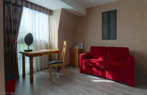 Imagen de la habitación del Hotel Hostellerie Du Mont Aimé. Foto 11