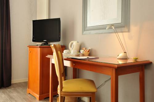 Imagen de la habitación del Hotel Hostellerie Du Mont Aimé. Foto 15