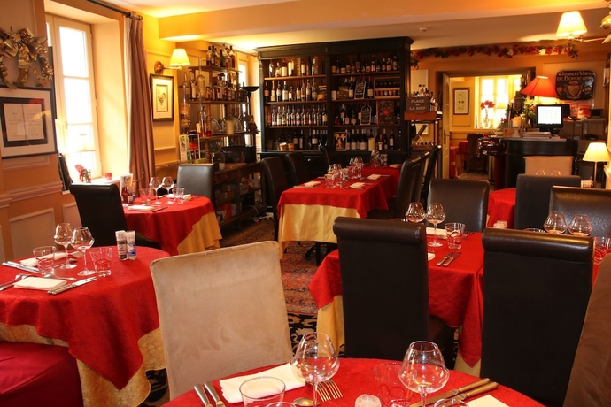 Imagen del bar/restaurante del Hotel Hostellerie Du Prieuré. Foto 6