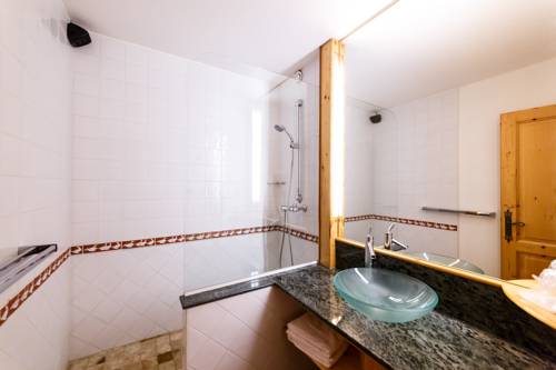 Imagen de la habitación del Hotel Hostellerie Du Rosenmeer. Foto 4