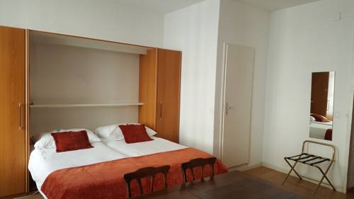 Imagen de la habitación del Hotel Hostellerie Du Xvi Si&egrave;cle. Foto 7