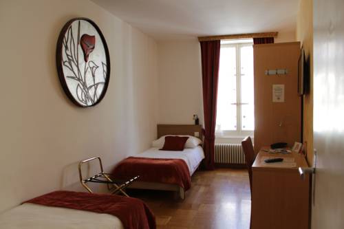 Imagen de la habitación del Hotel Hostellerie Du Xvi Si&egrave;cle. Foto 10