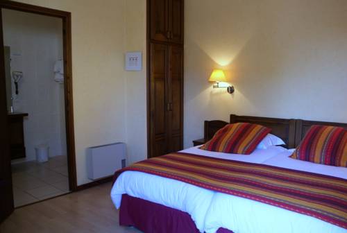 Imagen de la habitación del Hotel Hostellerie La Terrasse. Foto 8