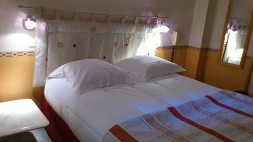 Imagen de la habitación del Hotel Hostellerie La Terrasse. Foto 10