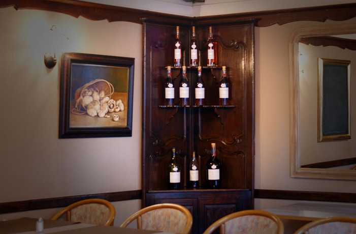 Imagen de los interiores del Hotel Hostellerie La Villa Des Roses. Foto 15