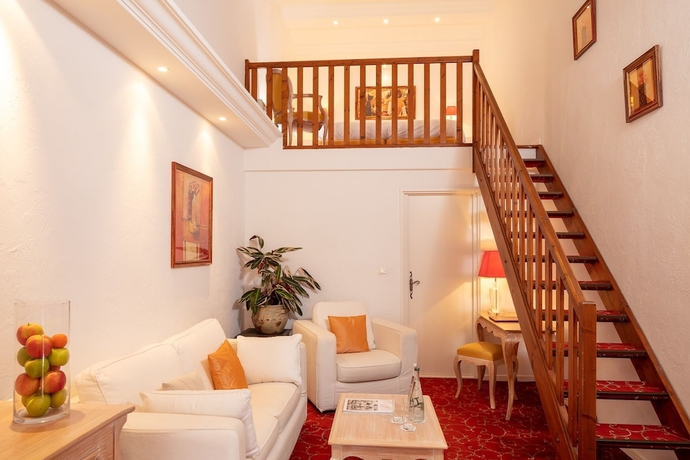 Imagen de la habitación del Hotel Hostellerie Le Baou. Foto 10