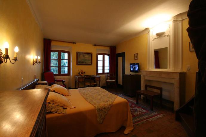 Imagen de la habitación del Hotel Hostellerie Le Beffroi, Vaison-la-Romaine. Foto 5