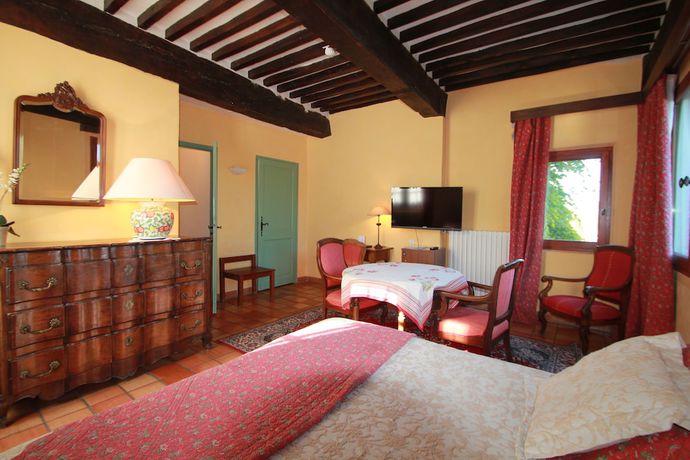 Imagen de la habitación del Hotel Hostellerie Le Beffroi, Vaison-la-Romaine. Foto 4
