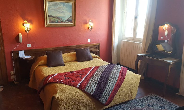 Imagen de la habitación del Hotel Hostellerie Le Beffroi, Vaison-la-Romaine. Foto 14