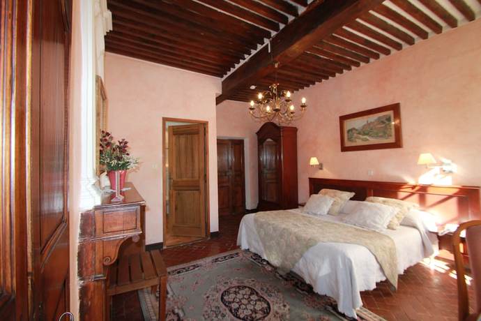 Imagen de la habitación del Hotel Hostellerie Le Beffroi, Vaison-la-Romaine. Foto 16