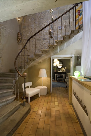 Imagen de los interiores del Hotel Hostellerie Le Castellas. Foto 19