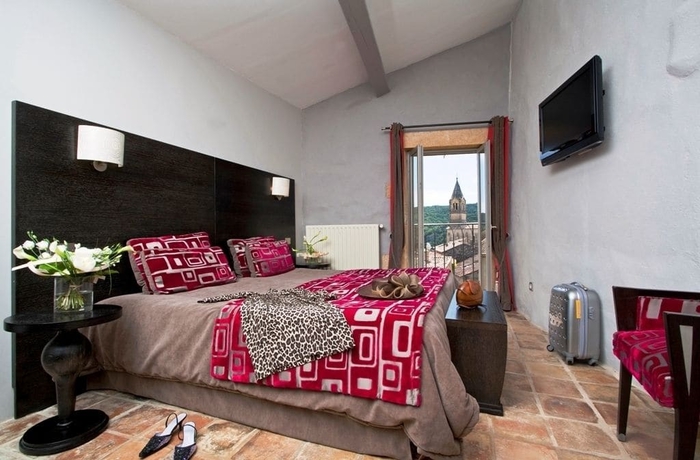 Imagen de la habitación del Hotel Hostellerie Le Castellas. Foto 10