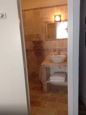 Imagen de la habitación del Hotel Hostellerie Le Chalet Fleuri. Foto 13