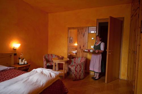 Imagen de la habitación del Hotel Hostellerie Le Lievre Amoureux. Foto 6