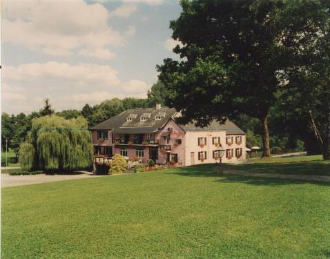 Imagen general del Hotel Hostellerie Le Ry D'ave. Foto 1