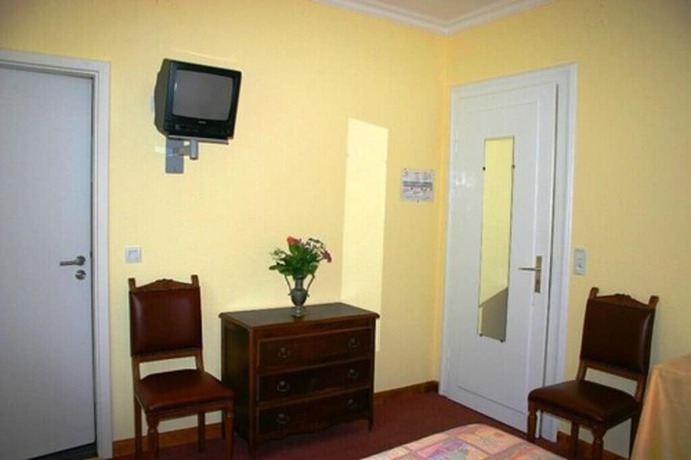 Imagen de la habitación del Hotel Hostellerie Le Turckheim Croix d'Or. Foto 13