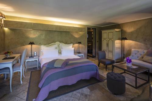 Imagen de la habitación del Hotel Hostellerie Les Gorges De Pennafort. Foto 10