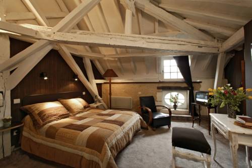 Imagen de la habitación del Hotel Hostellerie Les Griffons. Foto 8
