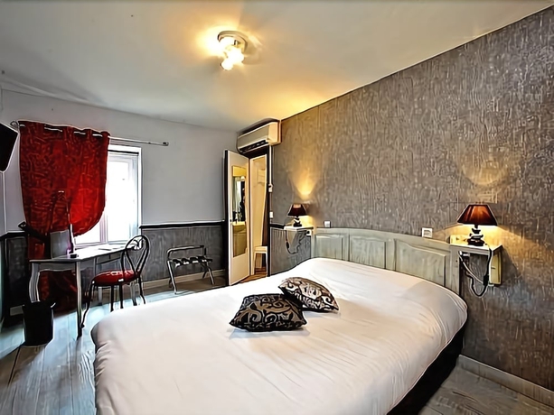 Imagen de la habitación del Hotel Hostellerie Maleville. Foto 9
