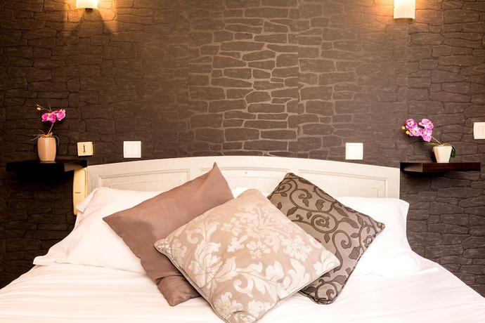Imagen de la habitación del Hotel Hostellerie Maleville. Foto 10