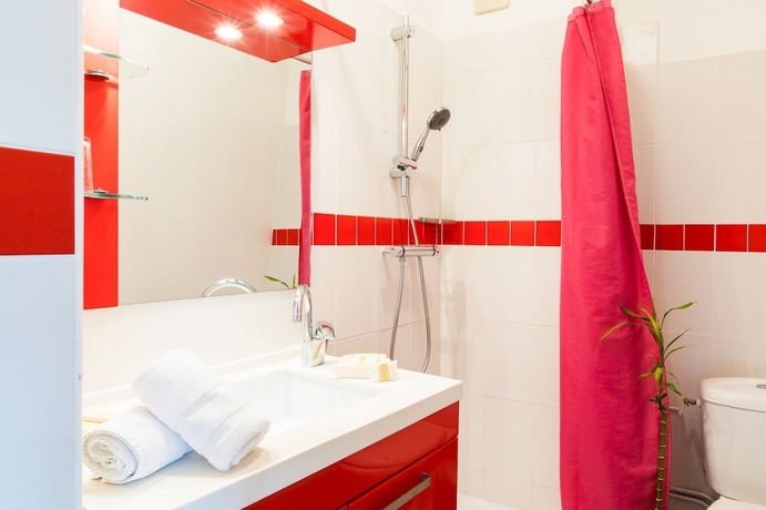 Imagen de la habitación del Hotel Hostellerie Maleville. Foto 19
