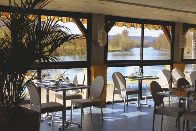 Imagen del bar/restaurante del Hotel Hostellerie Maleville. Foto 3