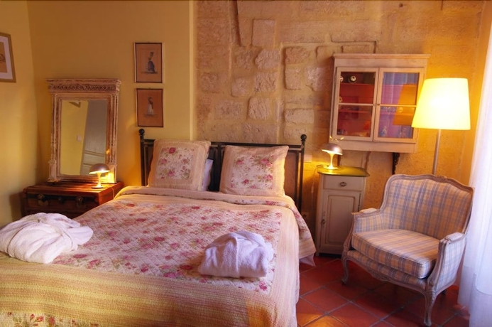 Imagen de la habitación del Hotel Hostellerie Proven&ccedil;ale. Foto 7