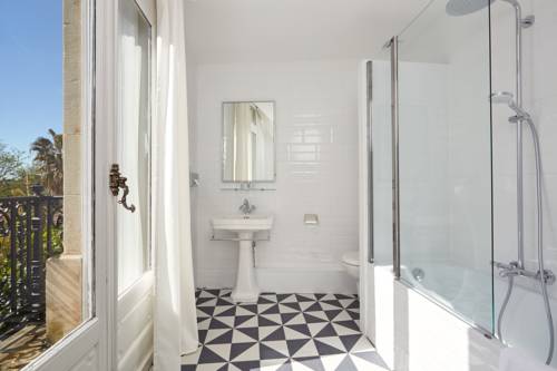 Imagen de la habitación del Hotel Hostellerie Saint Alban. Foto 5