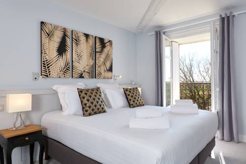 Imagen de la habitación del Hotel Hostellerie Saint Alban. Foto 6