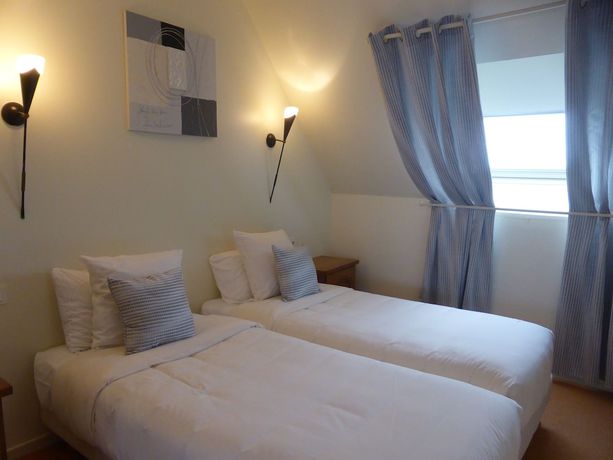 Imagen de la habitación del Hotel Hostellerie Saint Louis. Foto 7