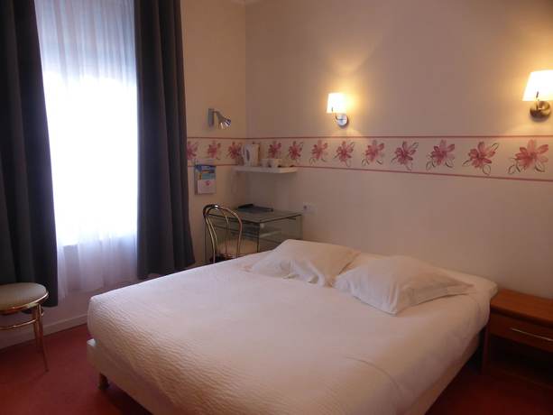Imagen de la habitación del Hotel Hostellerie Saint Louis. Foto 16